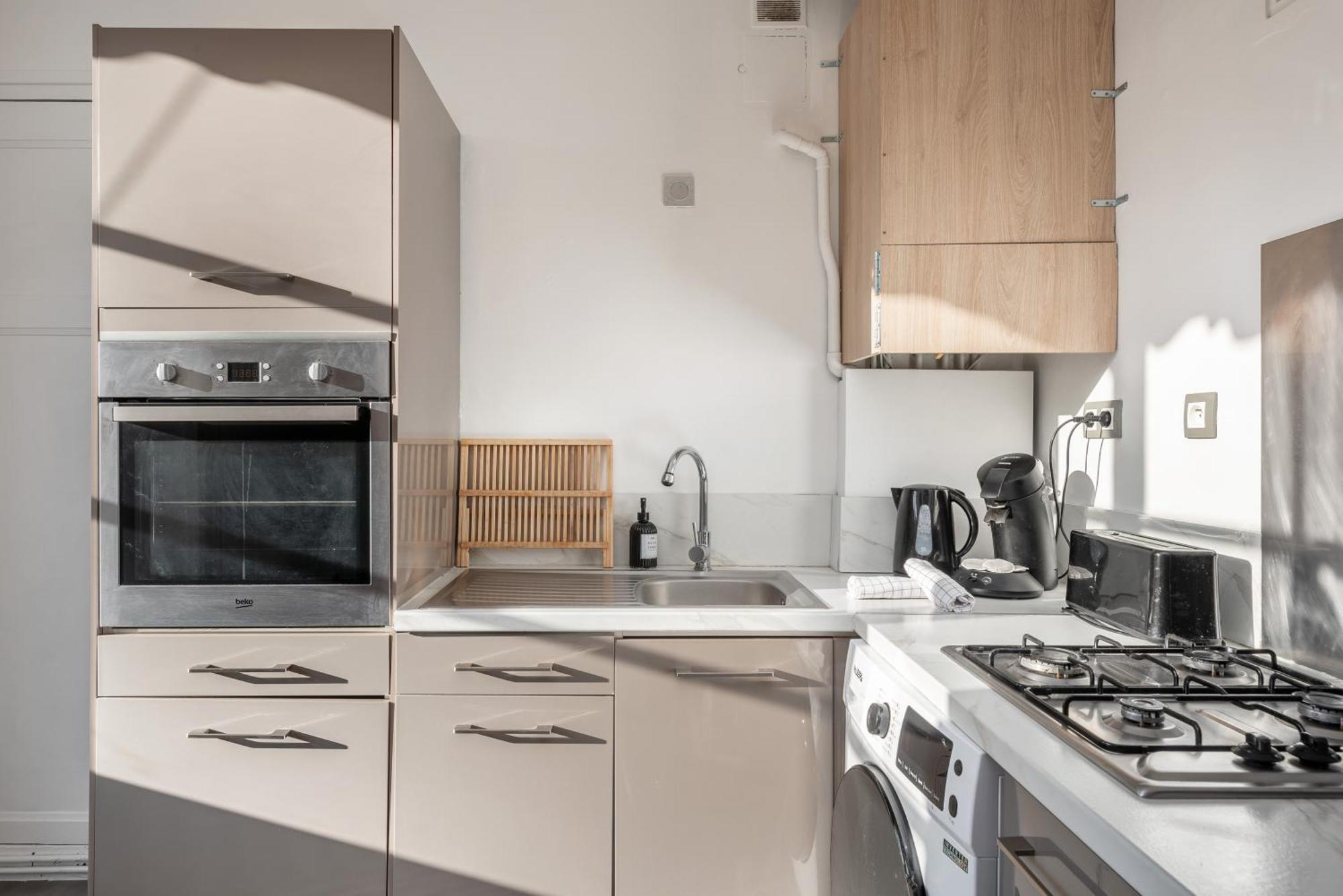 Appartement Spacieux Et Chaleureux Coeur De Ville Chambéry Eksteriør billede