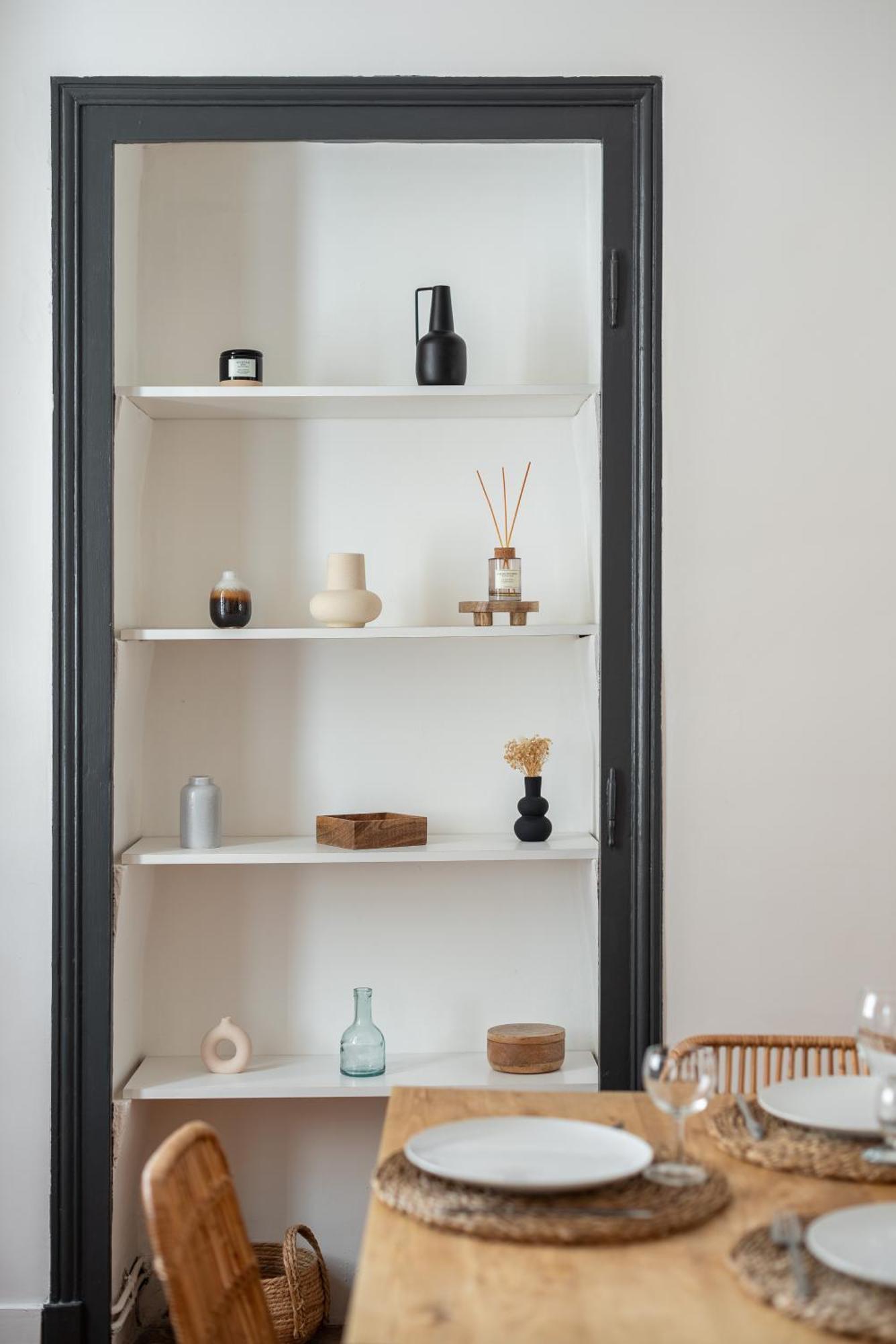 Appartement Spacieux Et Chaleureux Coeur De Ville Chambéry Eksteriør billede